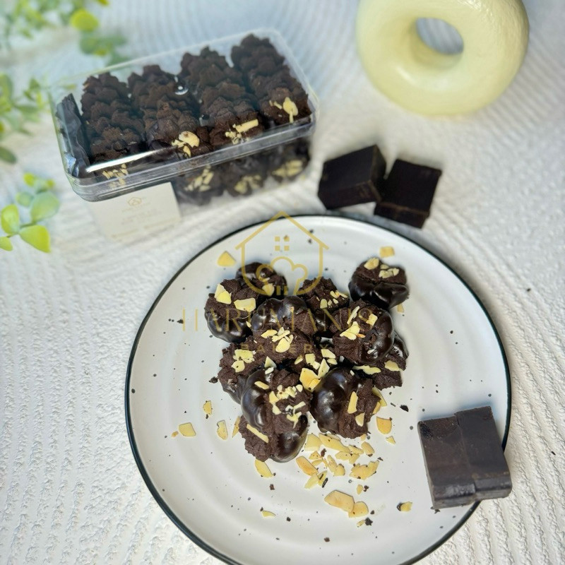 

Olivoliv Snack Chocolate Bow Cookies/Homemade Cookies Coklat Terenak