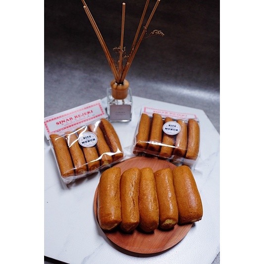 

KUE GAMBANG KEJU / KUE BANGKET / MAKANAN JADUL