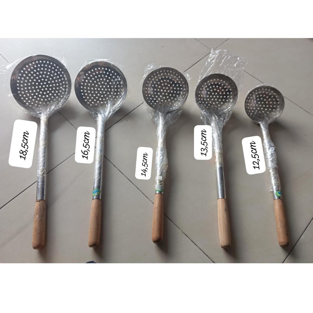 Chinese laddle skimmer perforated / irus lubang stainless