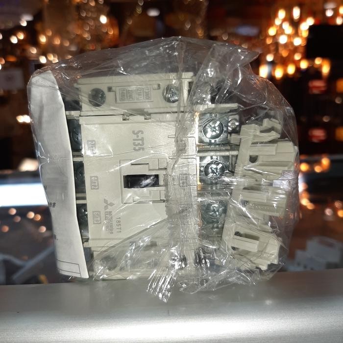 Kontaktor Mitsubishi St35 220V