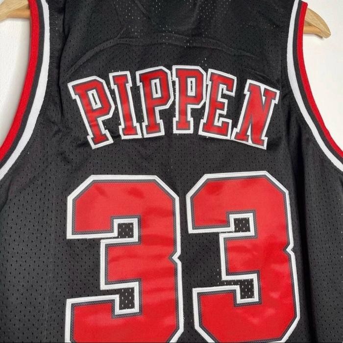 JERSEY BAJU BASKET CHICAGO BULLS 33 SCOTTIE PIPPEN HITAM