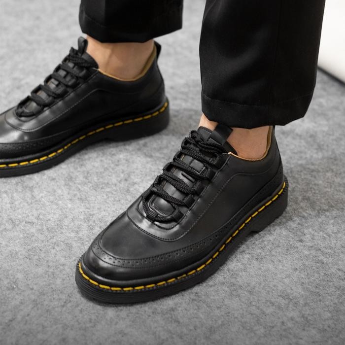 Sneakers Wing Brogue Casual Black - Brygan Craftmanship Sepatu Kerja Sepatu Docmart Cowok Sepatu