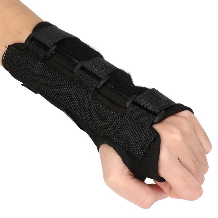 Deker Pelindung Pergelangan Tangan Cedera Keseleo Patah Wrist Splint