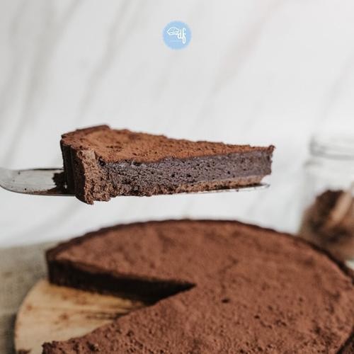 

Dark chocolate pie - 16 cm