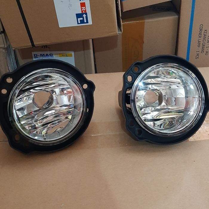 Foglamp Lampu Kabut Avanza Xenia 2012-2017 Sigra Calya Kode 052