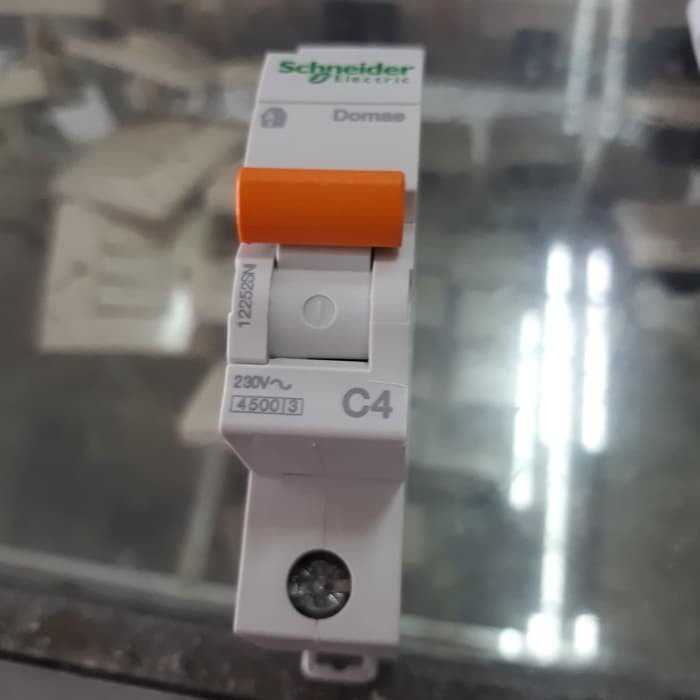 (Expert) MCB 4a Schneider Merlin Gerin