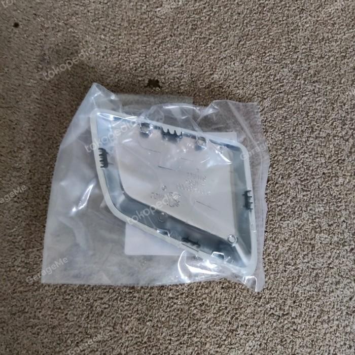 Tutup Peugeot Django Master Rem Original