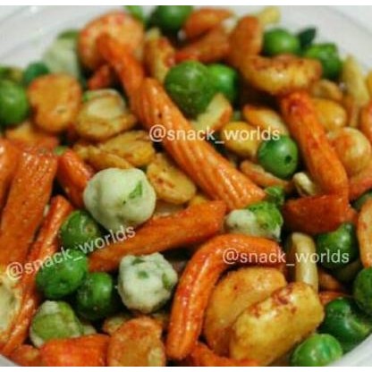 

1KG Kacang mix / kacang campur 5macam (1000gram)