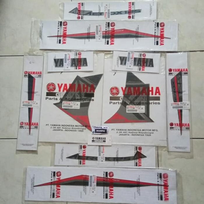 lis body stiker striping Aerox 125 2016 Matt Grey 10pc ori Yamaha YGP