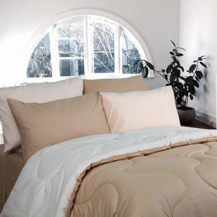 Sierra Sprei Polos Mocca X Cream