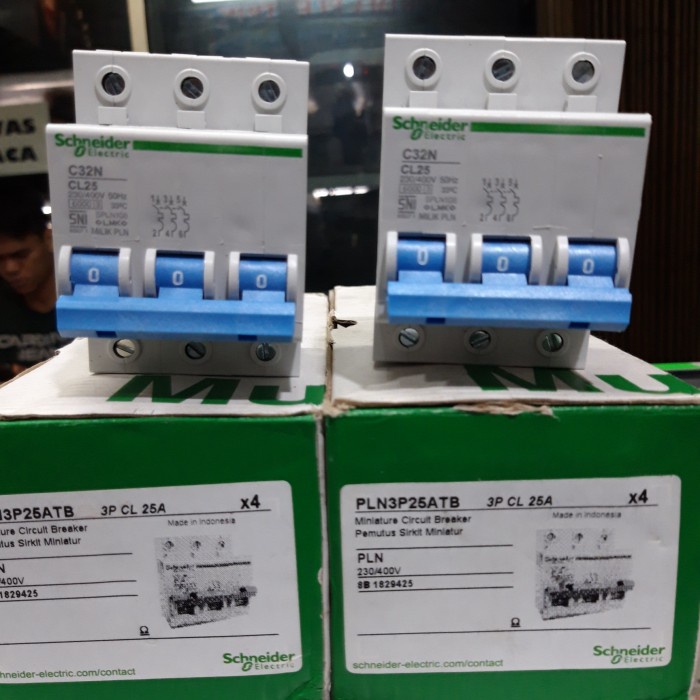 Mcb PLN C32N 3P 25A Schneider CL25