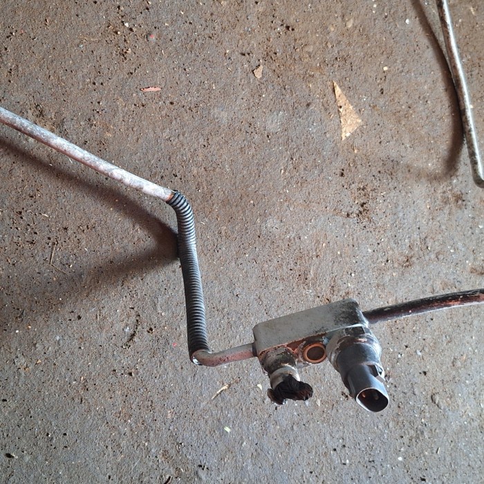 selang ac kecip dari evap ke kondensor vios gen 2 dan yaris bakpau