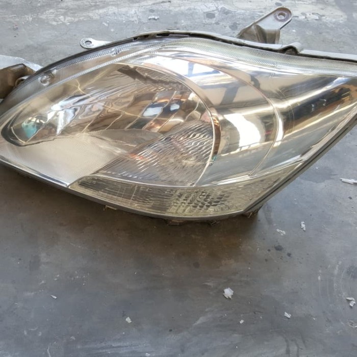 Headlamp Vios