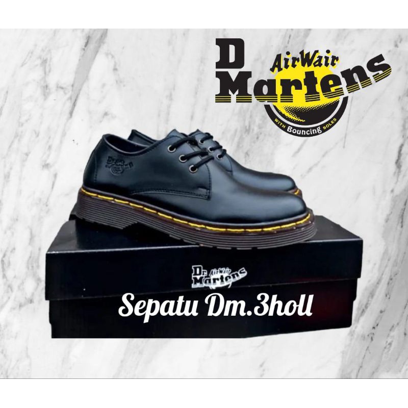 sale Sepatu Pria DocMart Loafers Dr.Martens 3Holl Sepatu Kerja