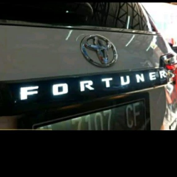 Trunklid Led Fortuner 2012 - 2015