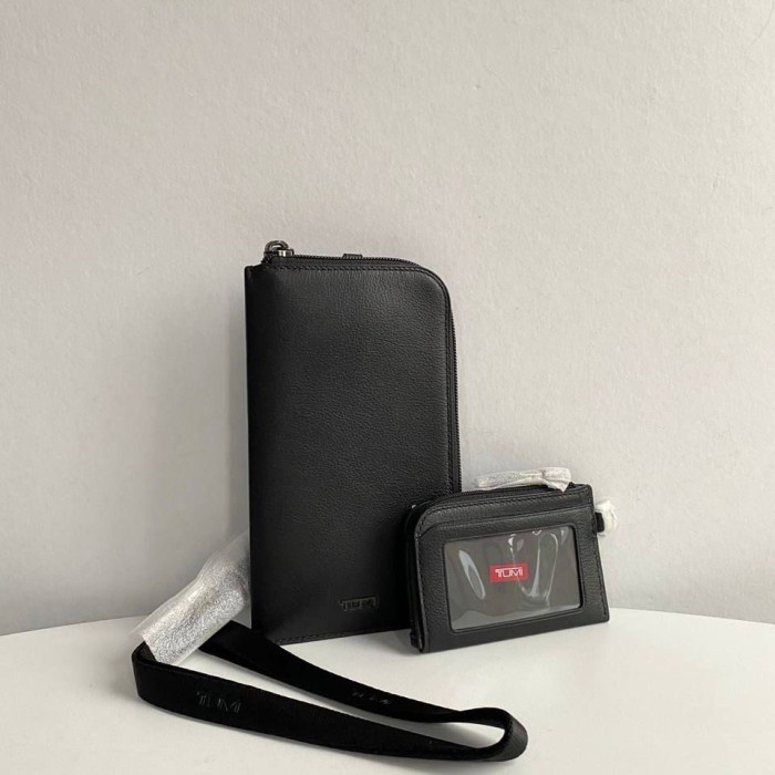 

T U M I Nassau Card Pouch Lanyard Pouch - Black Kode 1259