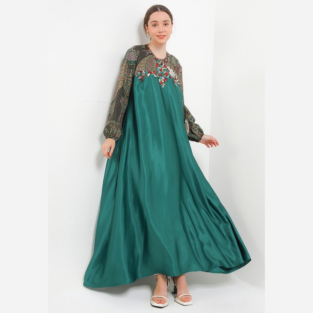 LUIRE by Raden Sirait Abaya Kemben Batik Wanita