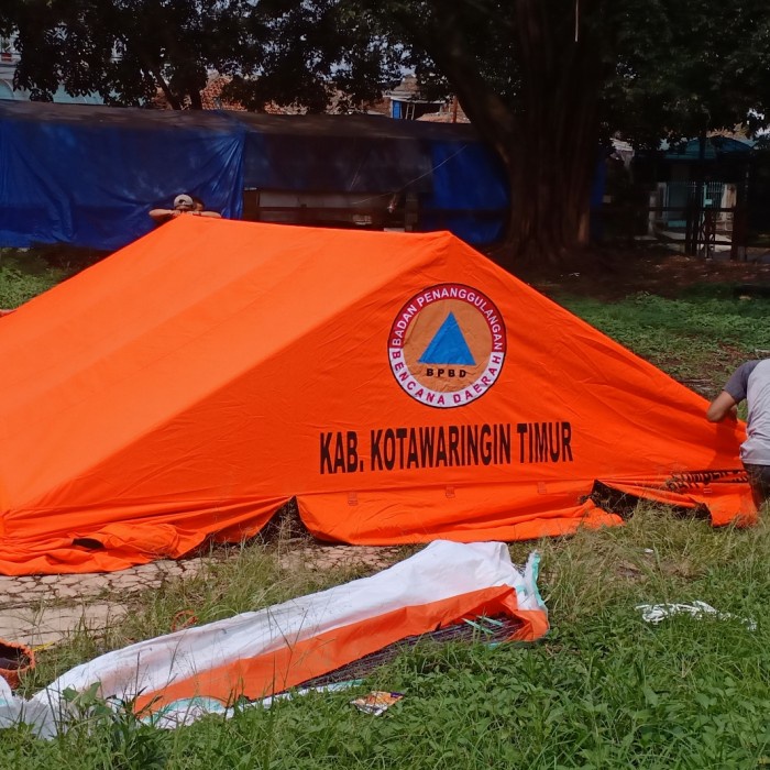 TENDA POSKO BPBD DINAS KESEHATAN MULTIFUNGSI UK- 4M X 6 M