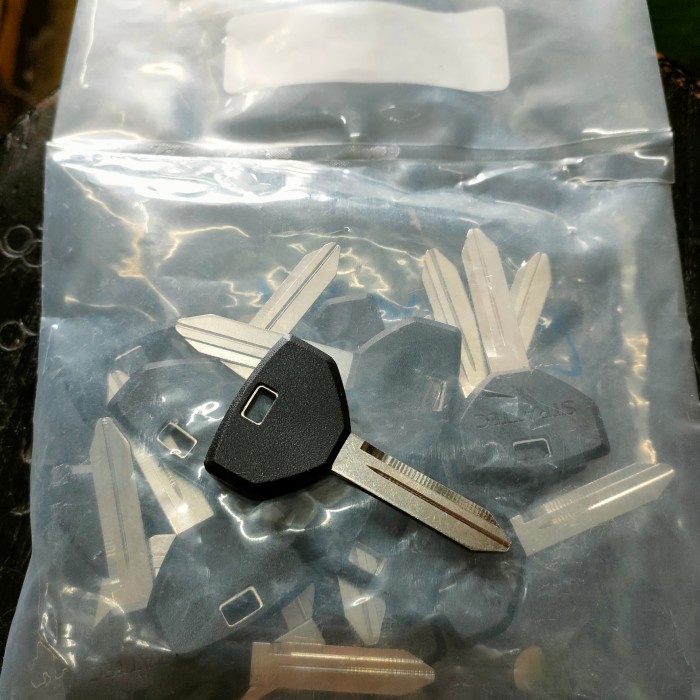 Kunci Blank Jeep Cherokee Xj Wrangler Yj Asli 100%