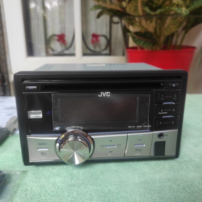 BISA GOSEND HEAD UNIT JVC TAPE MOBIL DOBEL DIN JVC KW - R 500 USB AUX IN