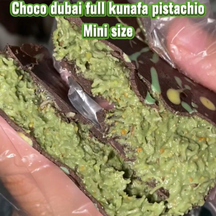 

NeW [mini] Coklat dubai lumer kunafa pistachio 60gram packing kardus bublewarp