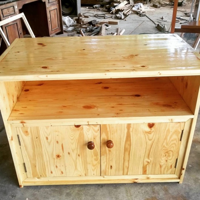 nakas kayu jati belanda