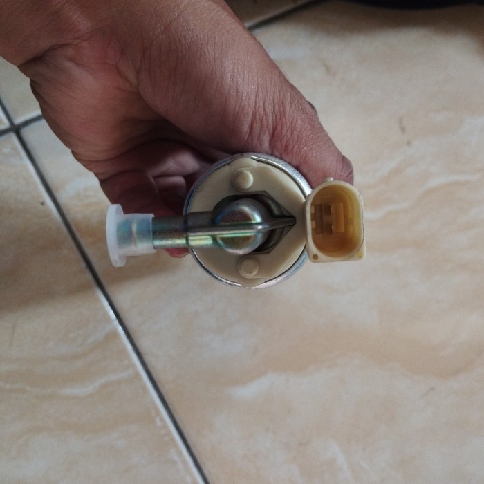 Limited EDition pompa bensin/ feul pump W220