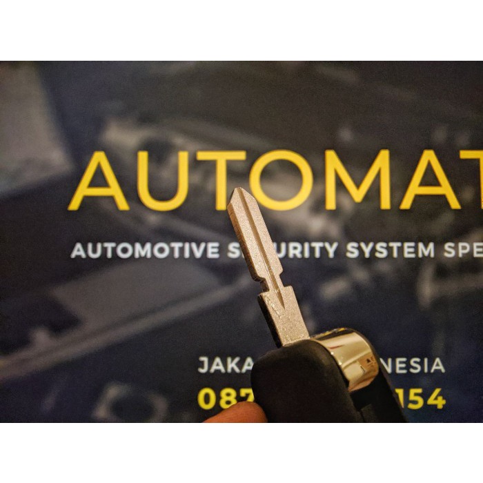 Kunci Mercedes Benz Mercy W124 W210 W202 W140 OEM