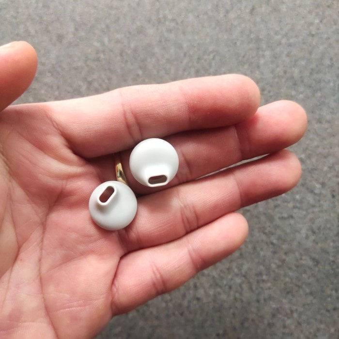 Karet Headset Telinga / Karet Handsfree Universal Polos Sesuai Foto Link DiskonR040425A