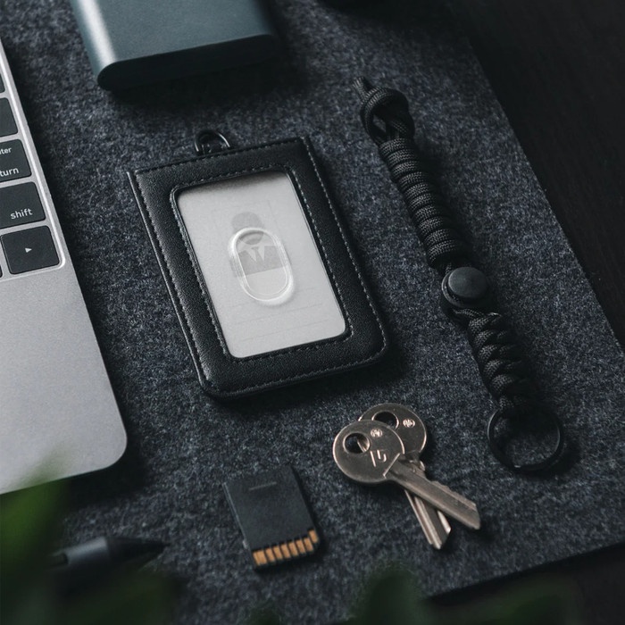 

DNAC ID Card Holder with Lanyard Money Pocket - Black