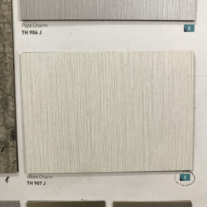 

Terlaris HPL TACO TH 907 J - White Charm SALE