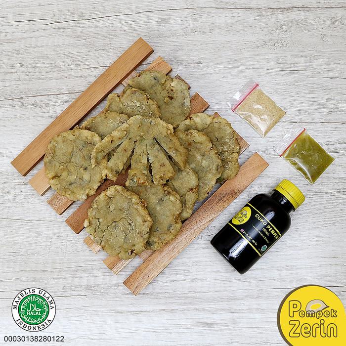 

SALE !!! PEMPEK ZERIN - KULIT CRISPY 10 PCS + CUKO 150ML, KHAS PALEMBANG, 100% IKAN TENGGIRI, VAKUM