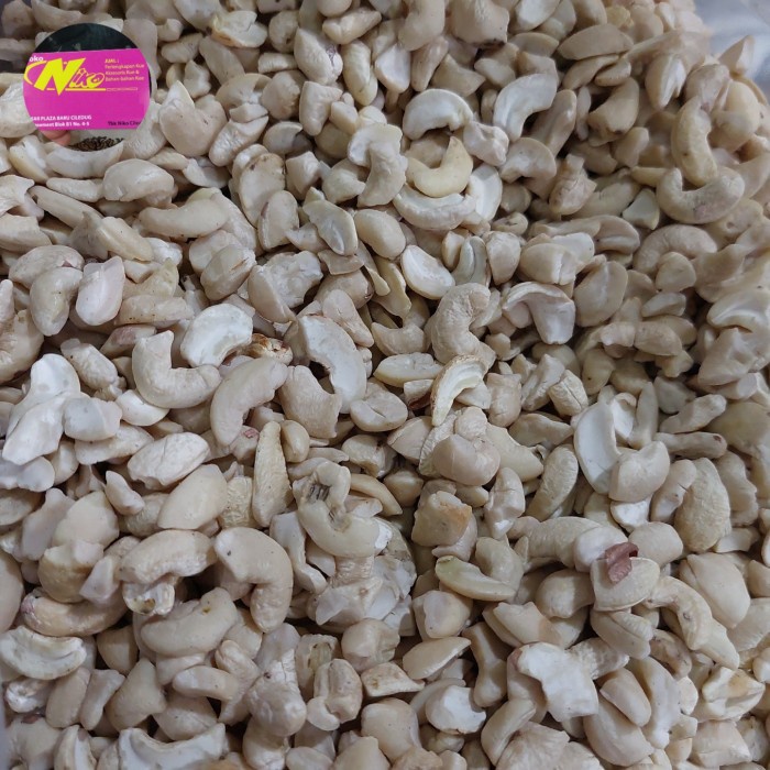 

Terlaris Kacang Mede Pecah 4 Mentah 1 Kg Khusus Grab Dan Gojek Ready