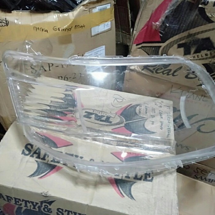 kaca mika headlamp lampu depan Daihatsu LUXIO ORIGINAL