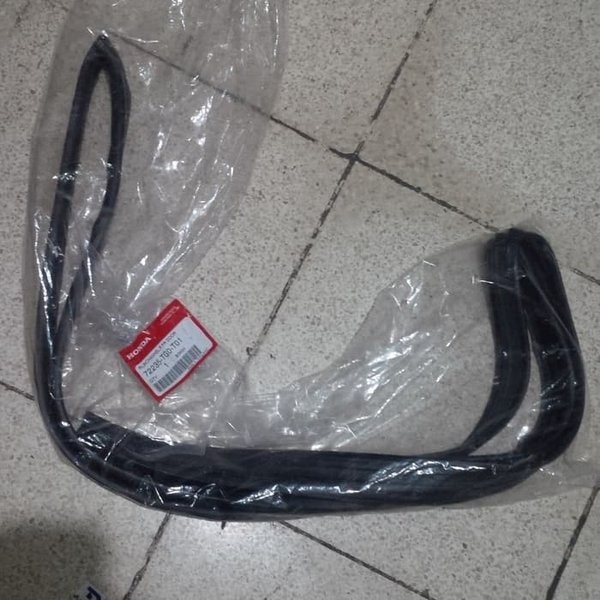 Karet Chanel Karet Kaca JAZZ GE8 2008-2013 Original