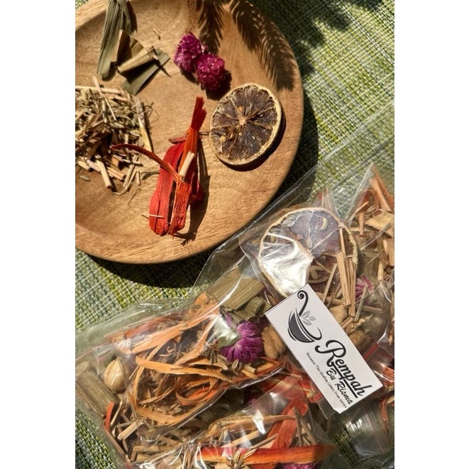 

Rempah Bu Risma - Pereda Batuk Kering Isi 10 Pcs