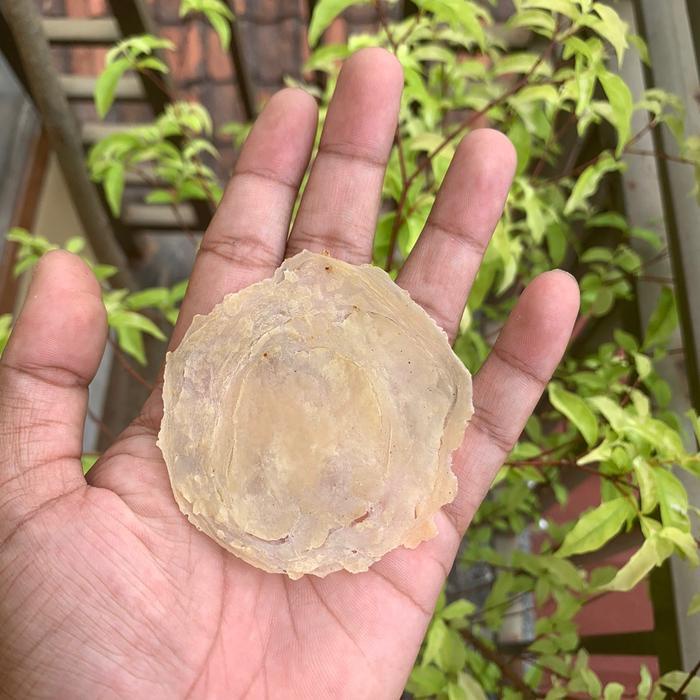 

Emping Melinjo LB Original Khas Limpung Ukuran 500g - Produk Camilan Tinggi - Food Snack Cemilan