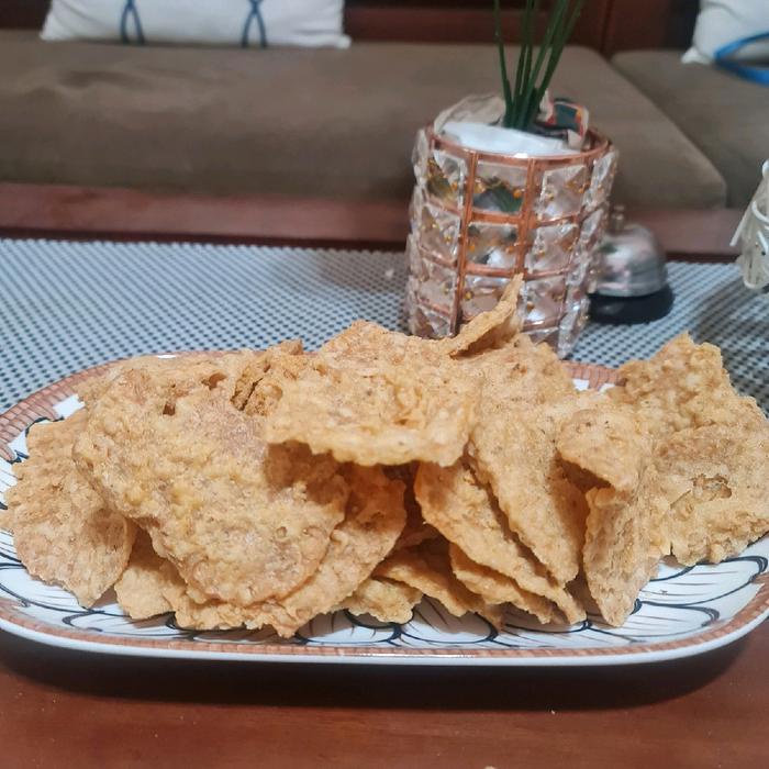 

KERIPIK TEMPE KHAS BANDUNG KEMASAN 500 GRAM Kripik Kering