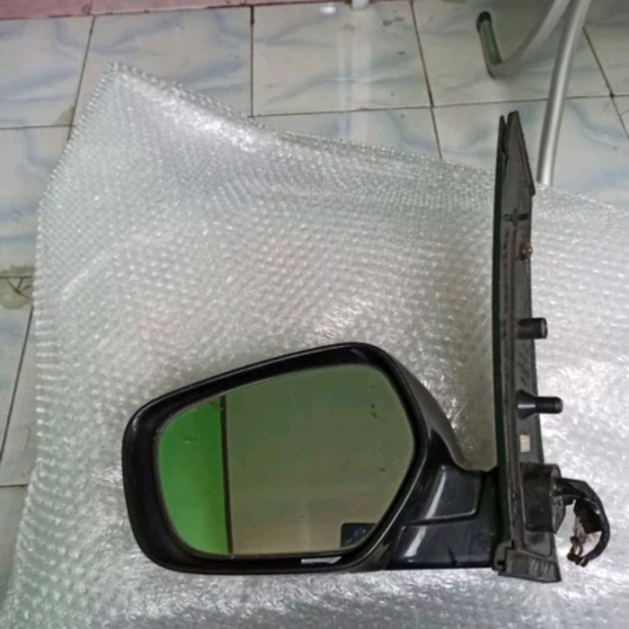 kaca spion mitsubishi grandis