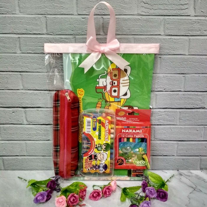 

souvenir set alat tulis / bingkisan paket alat tulis murah Kode 438
