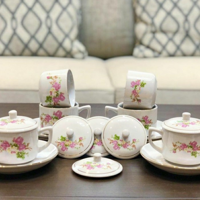 Cangkir Kopi Giras / Cangkir Lepek Tutup Keramik Cafe - Golden Line