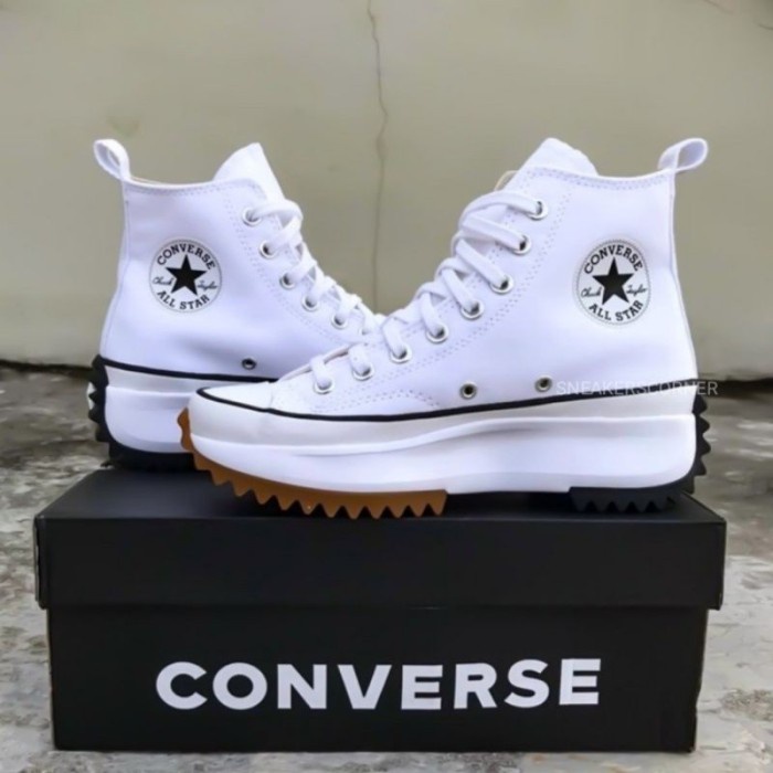 SEPATU SNEAKER WANITA RUN TINGGI PUTIH CONVERSE