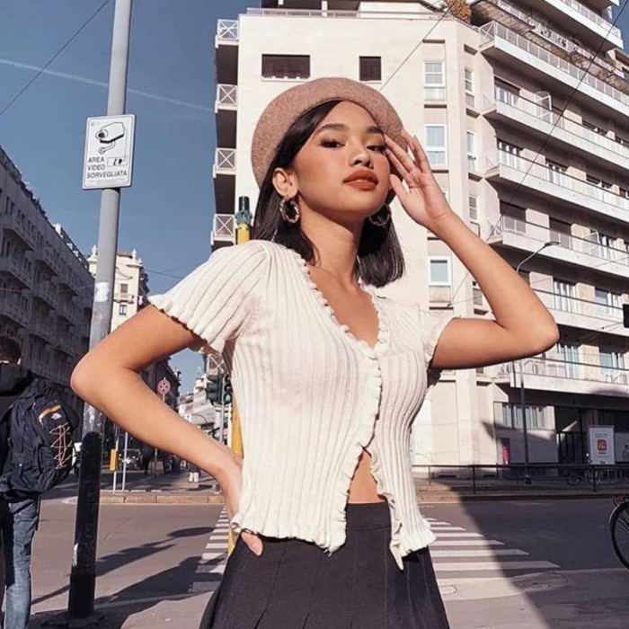 Jennie Top Baju Atasan Wanita Rajut Crop Top Sexy Murah Bralette Kaos