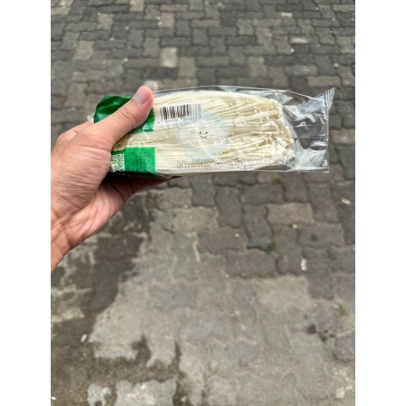 

JAMUR ENOKI CHINA 1 BOX 50PACK