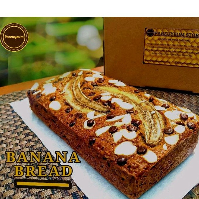 

HJ bolu pisang classic banana cake