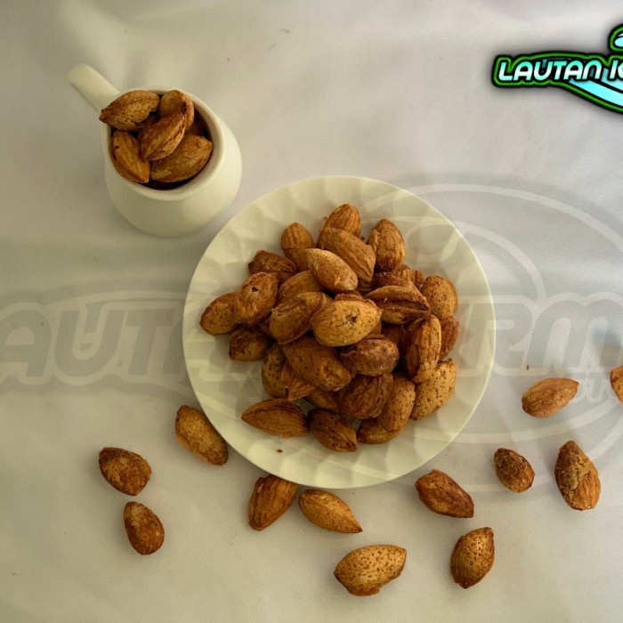 

kacang almond panggang 1 kg
