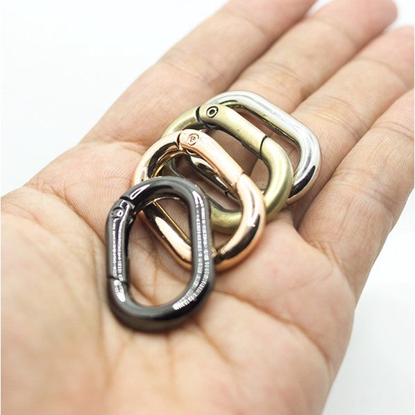 Clip Carabiner Buckle Oval Ring Clasp Keychain