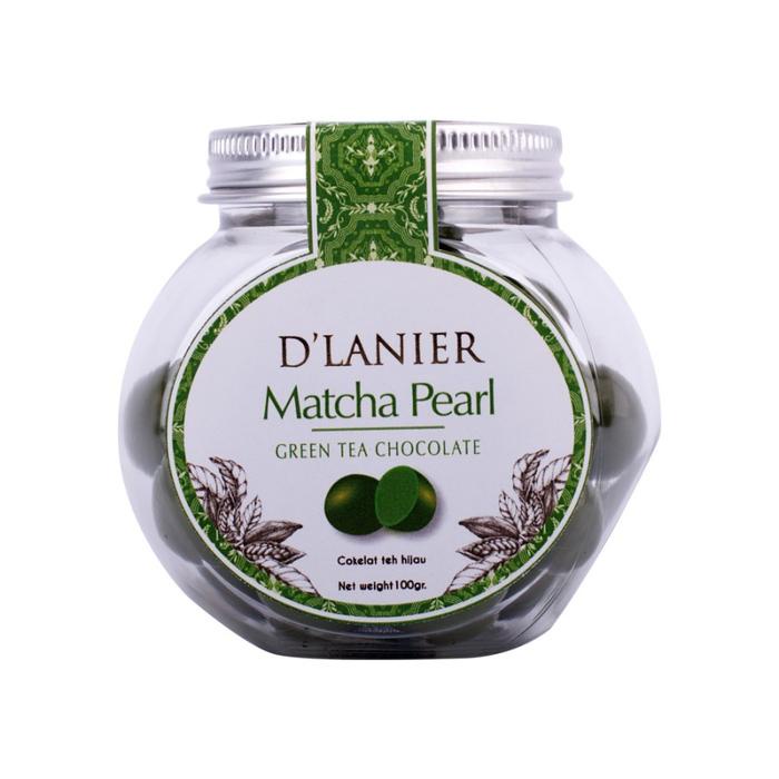 

D'Lanier Chocolate Matcha Pearl with Green Tea Chocolate