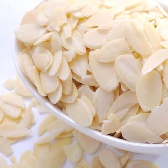 

Raw Kacang Almond Slice Kenari Mentah Iris Premium Good Quality 200 gr