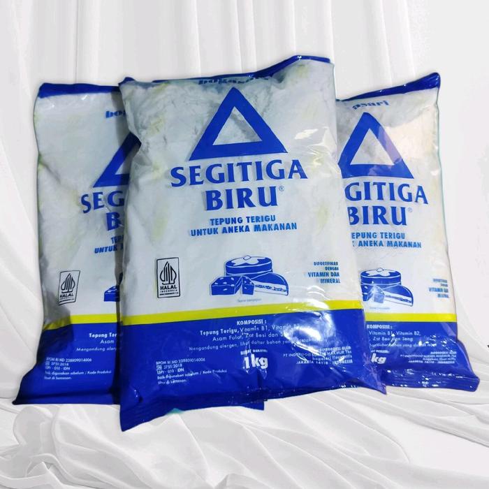 

[ 3 Pcs ] Tepung Terigu Segitiga Biru 1 Kg